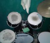 Vendo Bateria 1,600