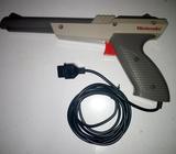 Vendo o cambio, pistola original para nintendo nes en exelente estado, made in japan 1985